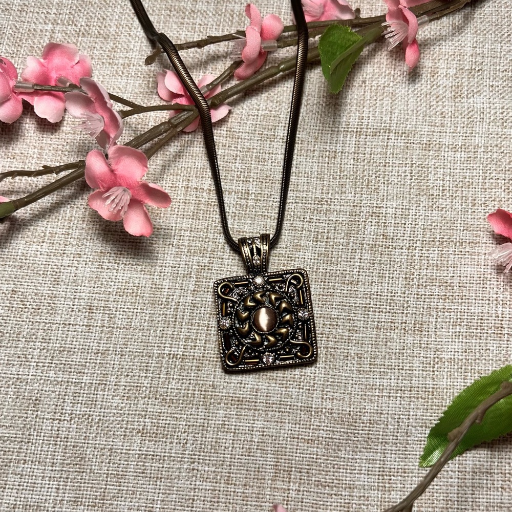 VINTAGE Gothic Bronze-Toned Square Pendant Necklace with Amber Tiger Eye Stone